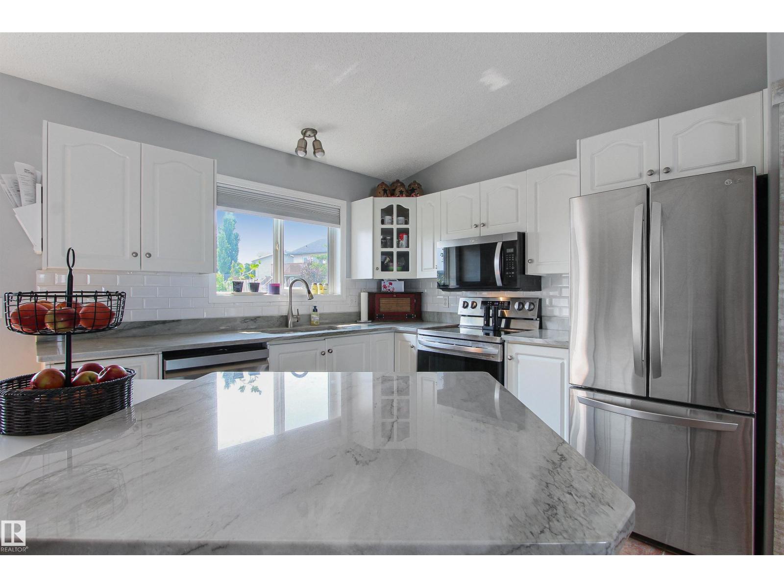 1507 Lakeridge Cl, Cold Lake, Alberta  T9M 1K9 - Photo 12 - E4496386