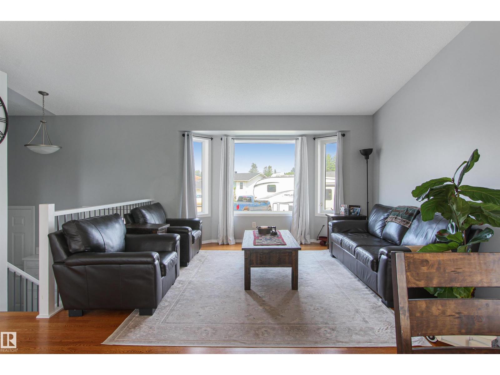 1507 Lakeridge Cl, Cold Lake, Alberta  T9M 1K9 - Photo 4 - E4496386