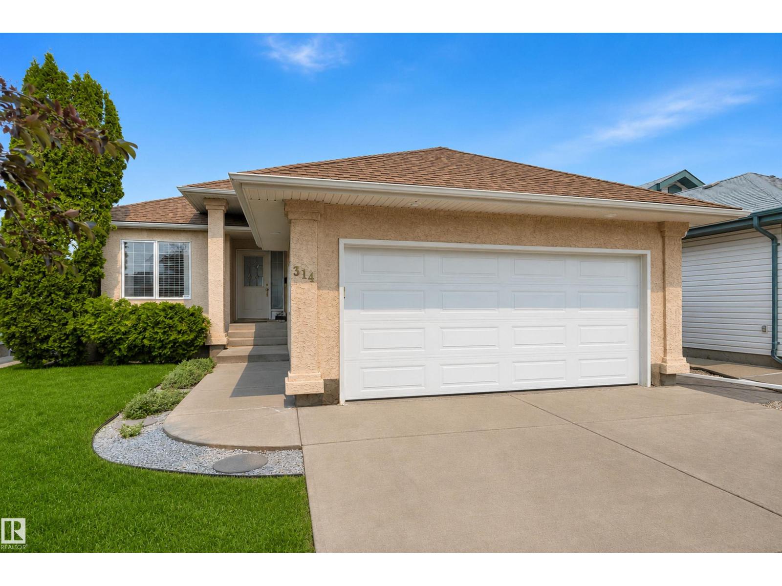314 Lilac Terrace, Sherwood Park, Alberta  T8H 1Z1 - Photo 2 - E4496387