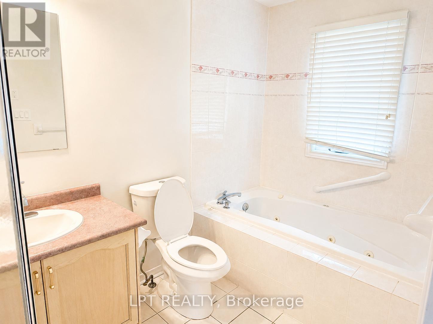 Main & 2nd Floor - 135 Warren Bradley Street, Markham, Ontario  L6C 2X5 - Photo 16 - N13505486