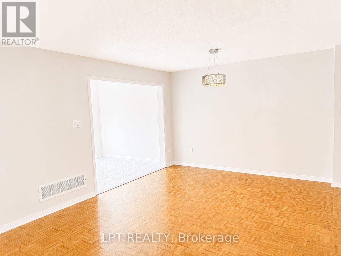 Main & 2nd Floor - 135 Warren Bradley Street, Markham, Ontario  L6C 2X5 - Photo 4 - N13505486