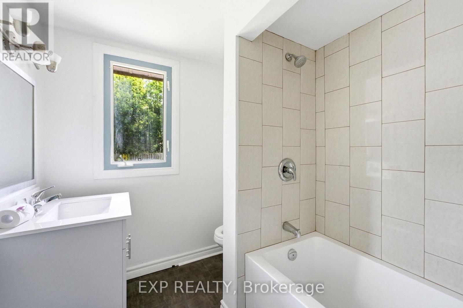 125 Cronsberry Road, Georgina, Ontario  L0E 1N0 - Photo 21 - N13505500