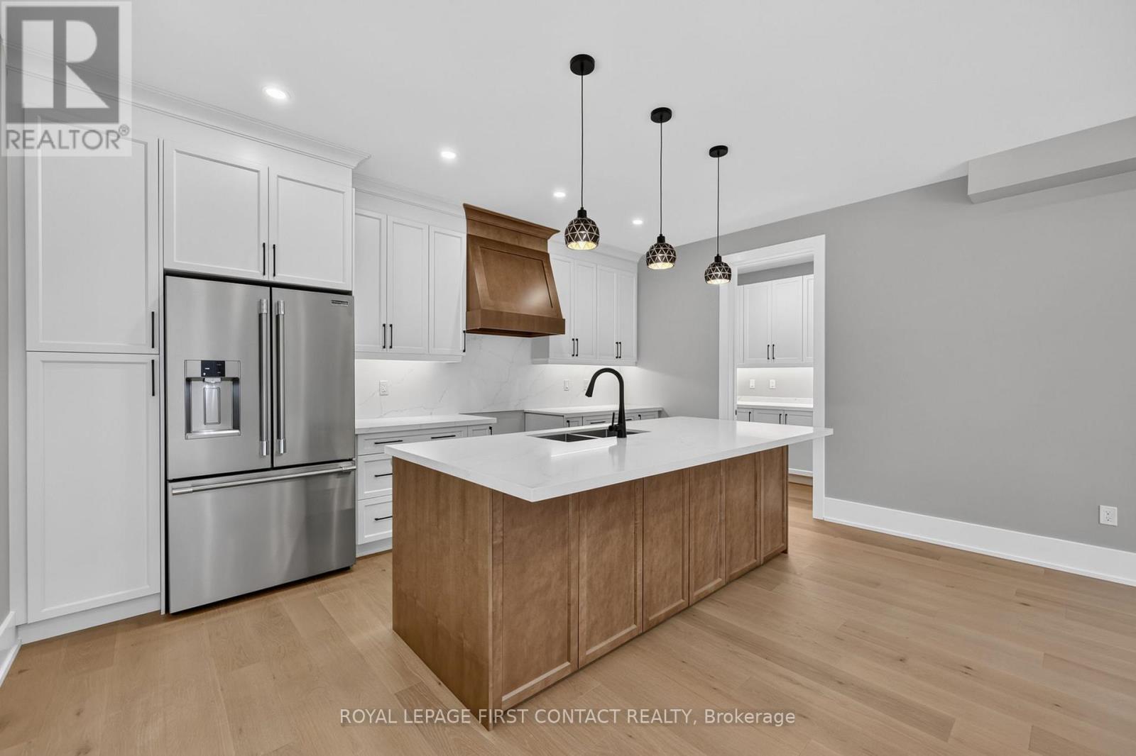 929 7th Line, Innisfil, Ontario  L9S 4G1 - Photo 4 - N13505652
