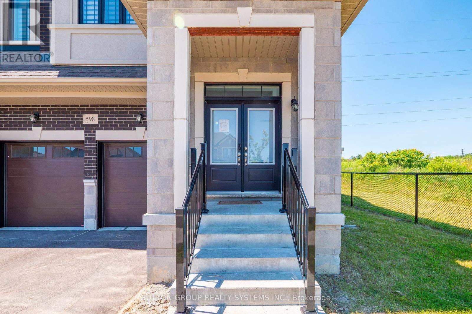 598 Kleinburg Summit Way, Vaughan, Ontario  L4H 3N5 - Photo 2 - N13505688