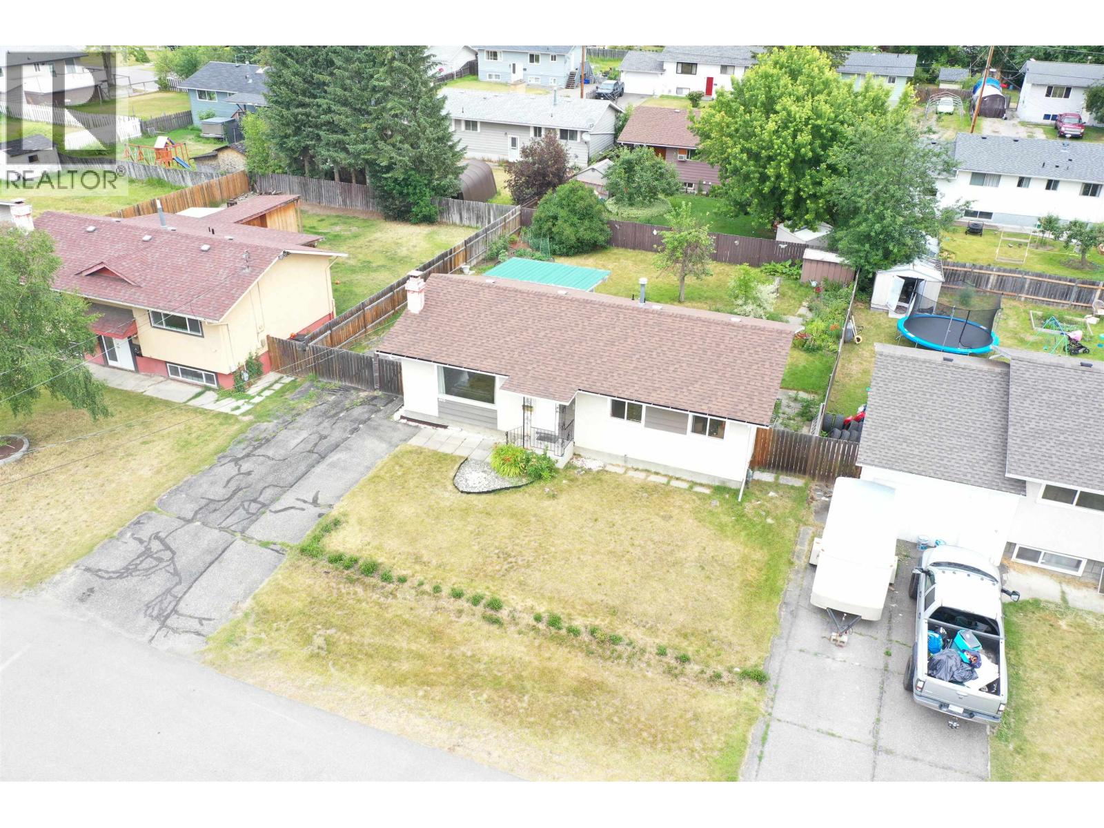 465 ROBERTSON AVENUE, Quesnel, British Columbia