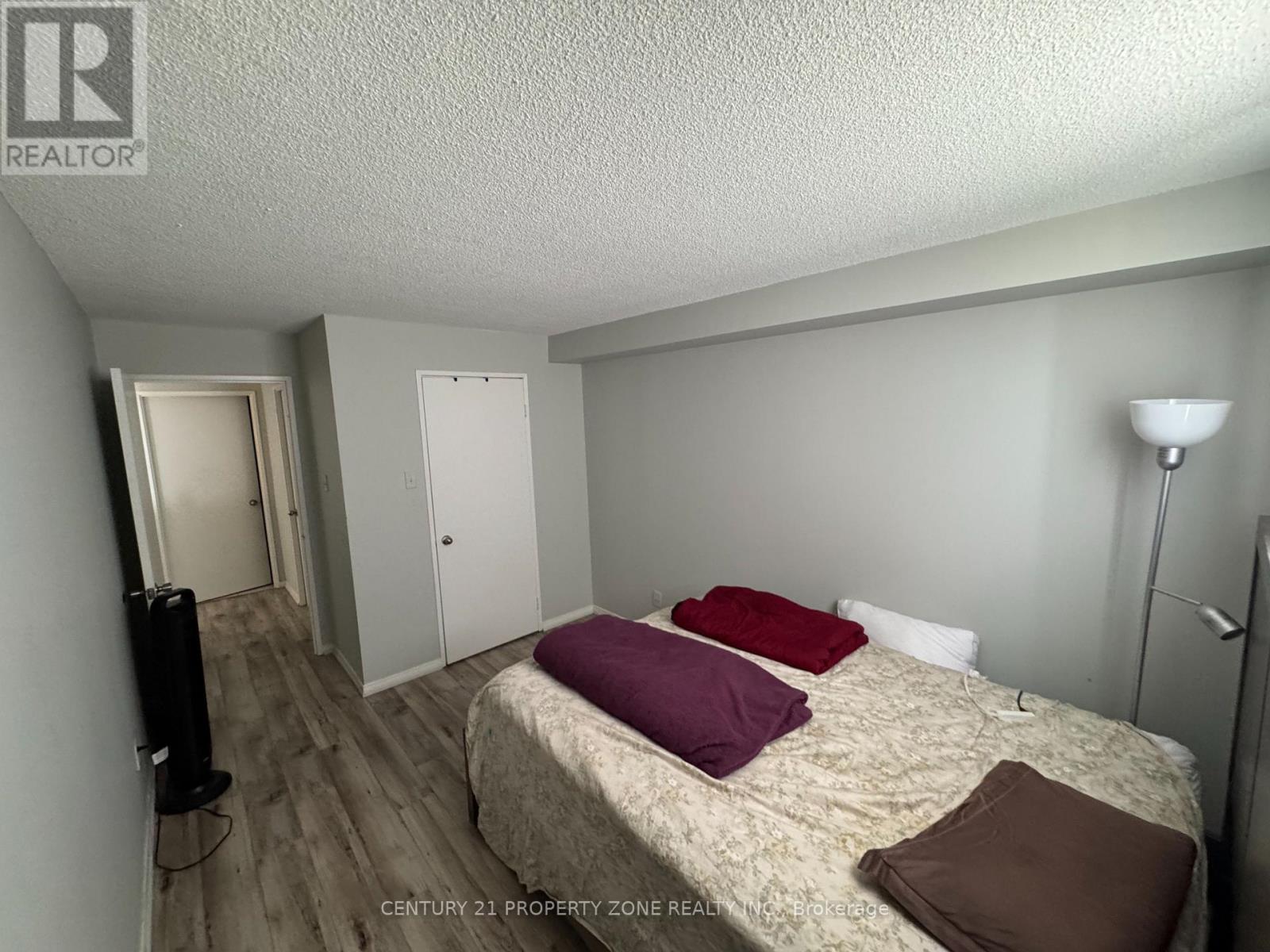 2015 - 115 Hillcrest Avenue, Mississauga, Ontario  L5B 3Y9 - Photo 16 - W13505498