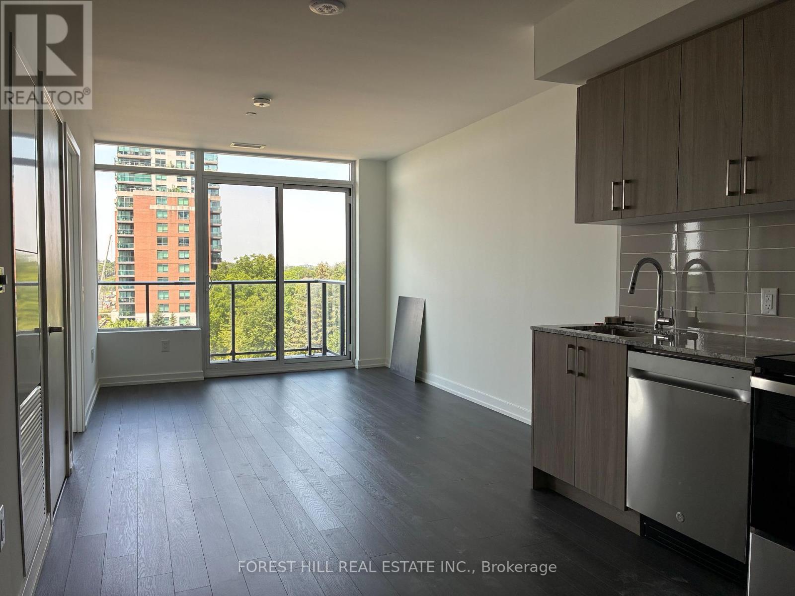 601 - 4010 Eglinton Avenue W, Toronto, Ontario  M9A 0G5 - Photo 7 - W13505526