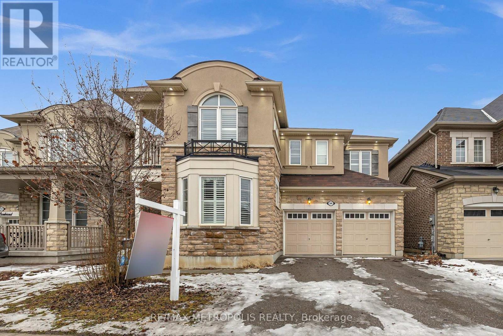94 Newhouse Boulevard, Caledon, Ontario  L7C 4E4 - Photo 2 - W13505618