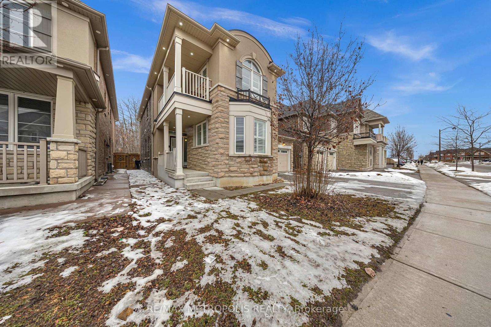 94 Newhouse Boulevard, Caledon, Ontario  L7C 4E4 - Photo 3 - W13505618