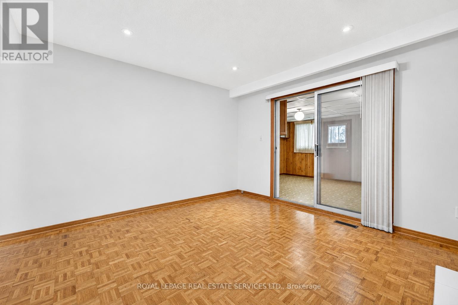 108 Anthia Drive, Toronto, Ontario  M9L 1K8 - Photo 14 - W13505640
