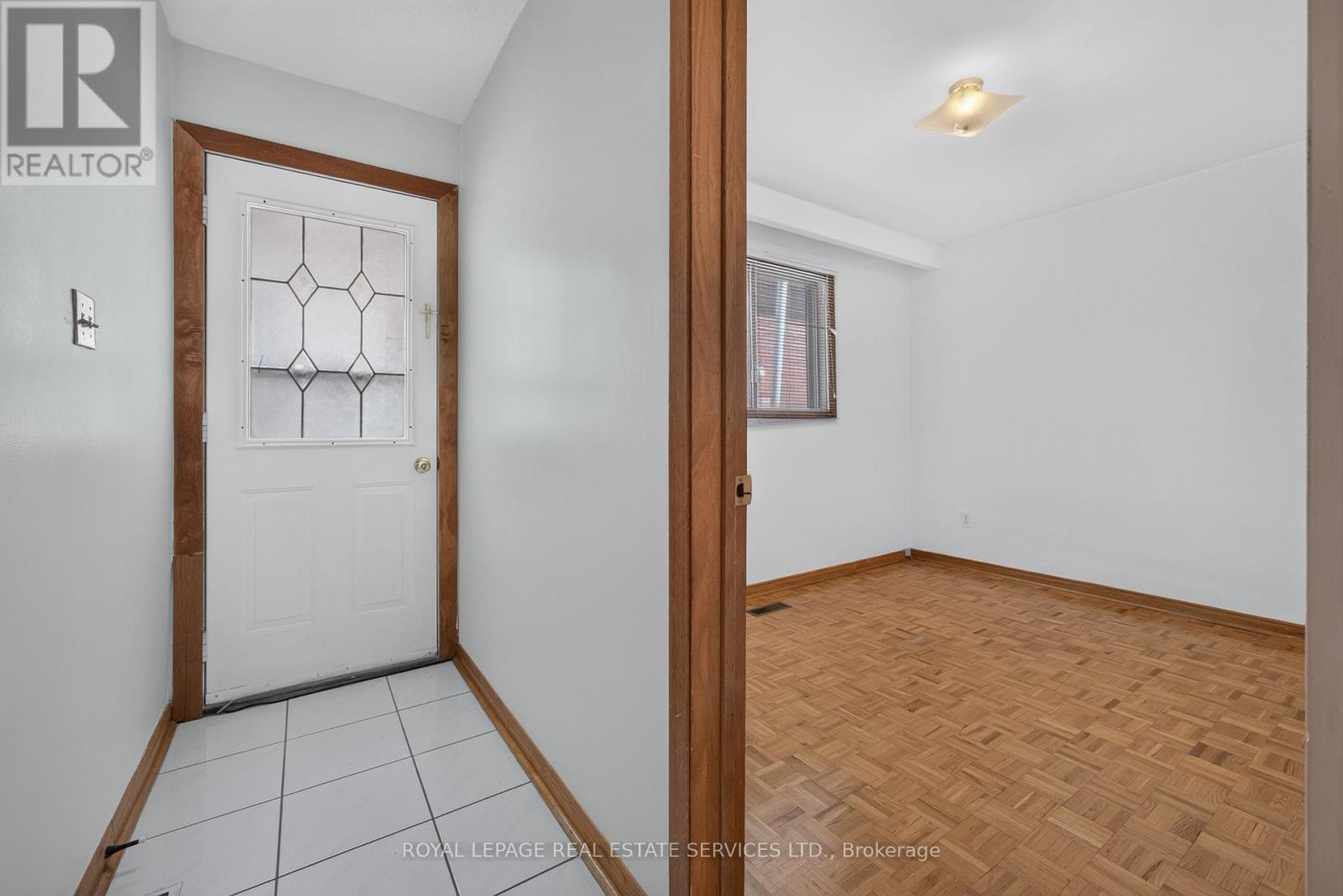 108 Anthia Drive, Toronto, Ontario  M9L 1K8 - Photo 17 - W13505640