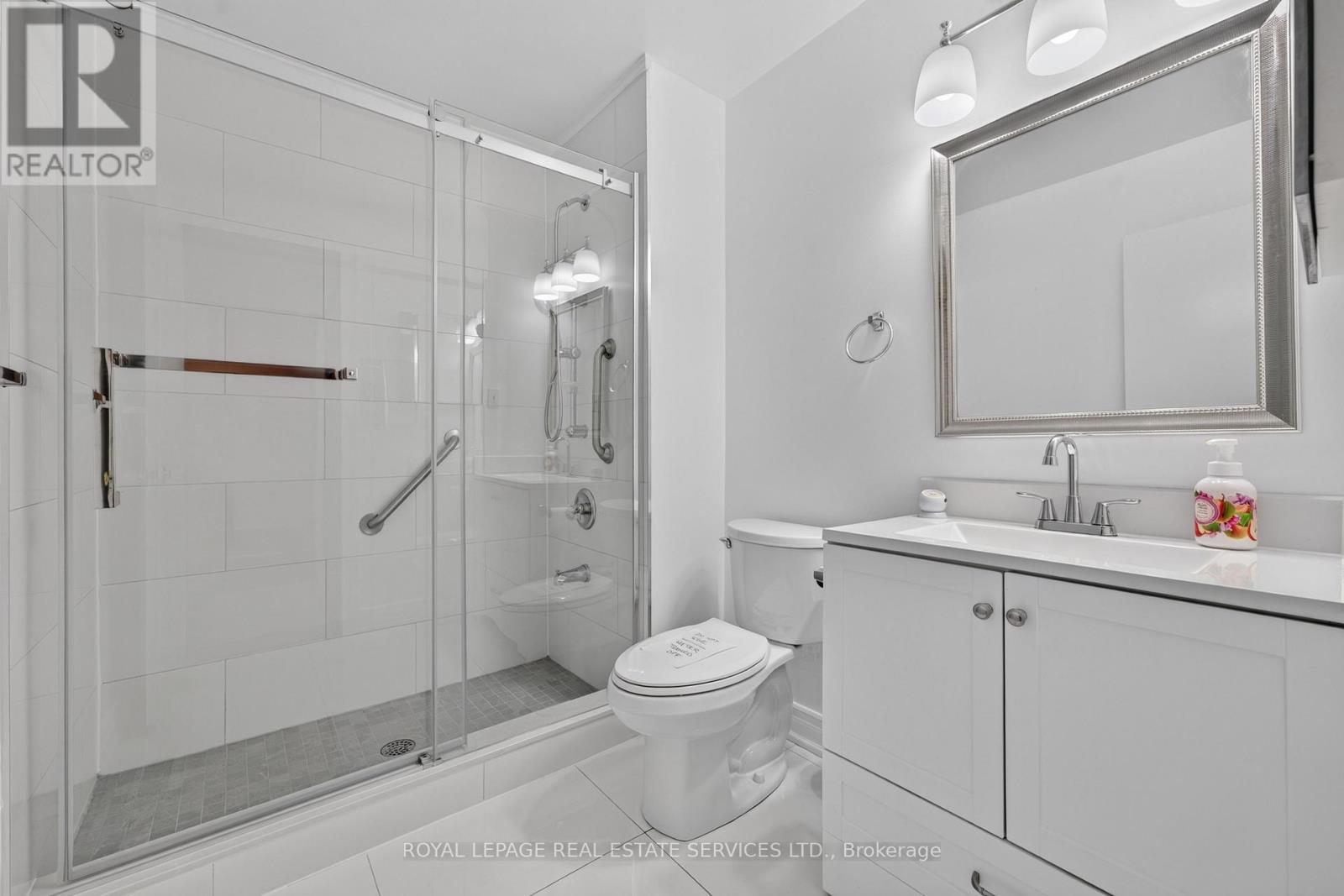 108 Anthia Drive, Toronto, Ontario  M9L 1K8 - Photo 19 - W13505640
