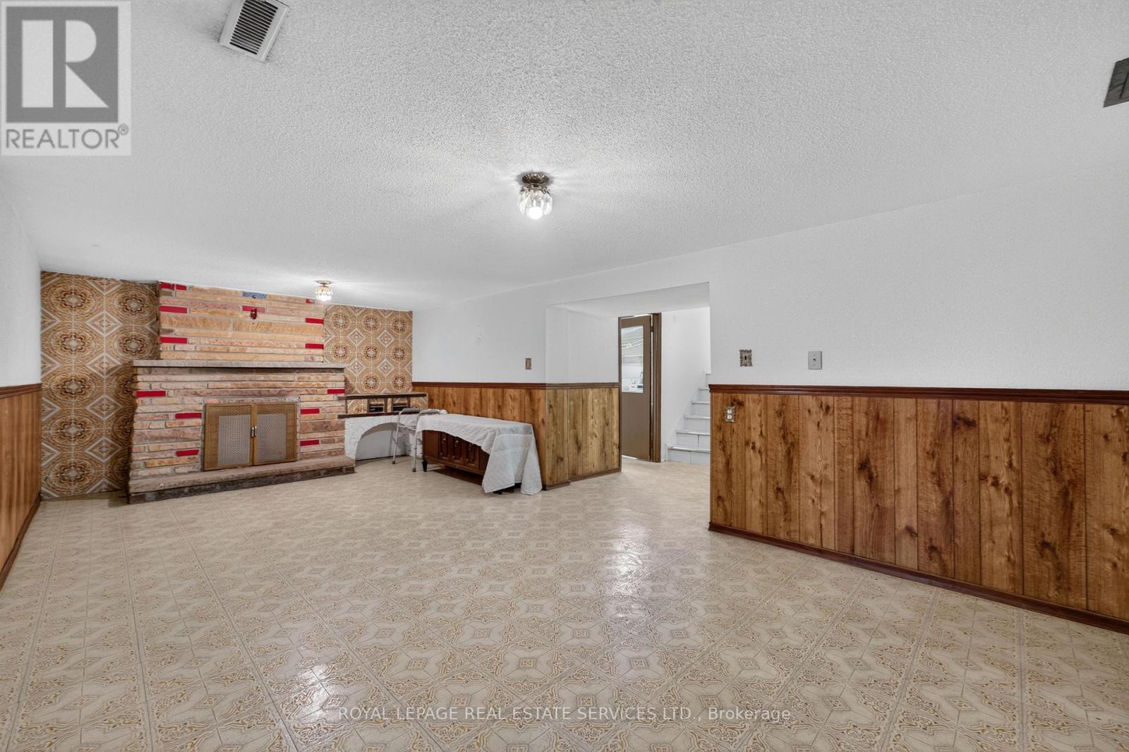 108 Anthia Drive, Toronto, Ontario  M9L 1K8 - Photo 36 - W13505640