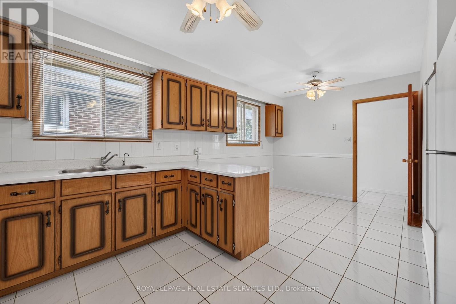 108 Anthia Drive, Toronto, Ontario  M9L 1K8 - Photo 9 - W13505640
