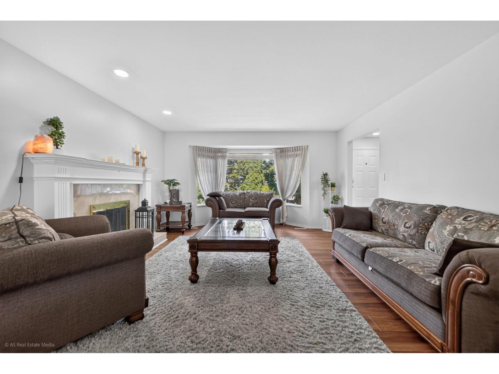 12460 63A AVENUE, surrey, British Columbia