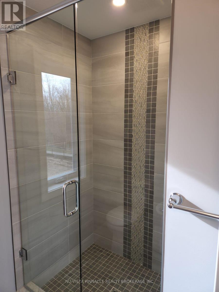 2012 Evans Boulevard, London South, Ontario N6M 0J7 - Photo 19 - X13224458