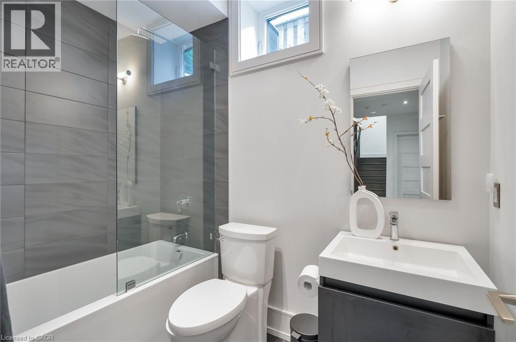 1025 Bridge Road, Oakville, Ontario  L6L 2B4 - Photo 45 - 40840898