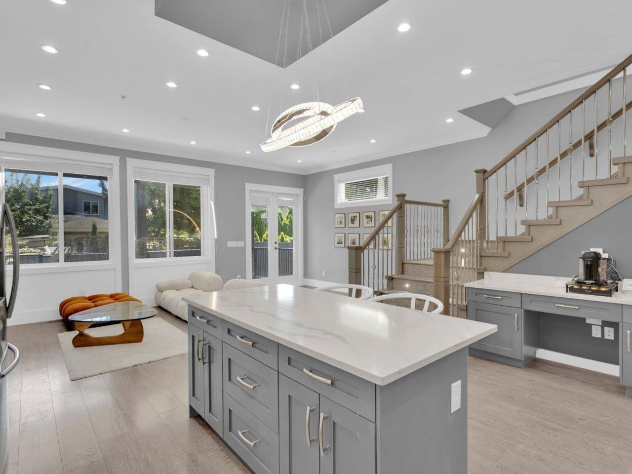 15456 Russell Avenue, White Rock, British Columbia  V4B 2R3 - Photo 13 - R3139646