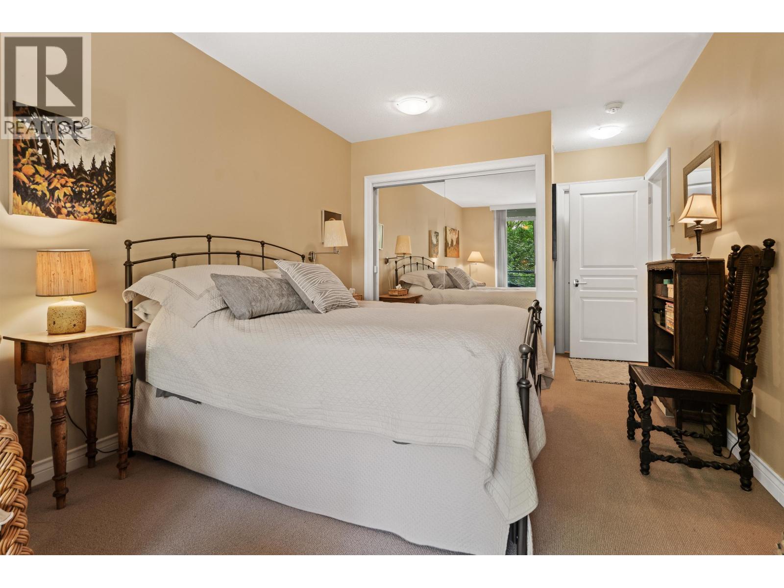 302 588 16th Street, West Vancouver, British Columbia  V7V 3R7 - Photo 14 - R3141233