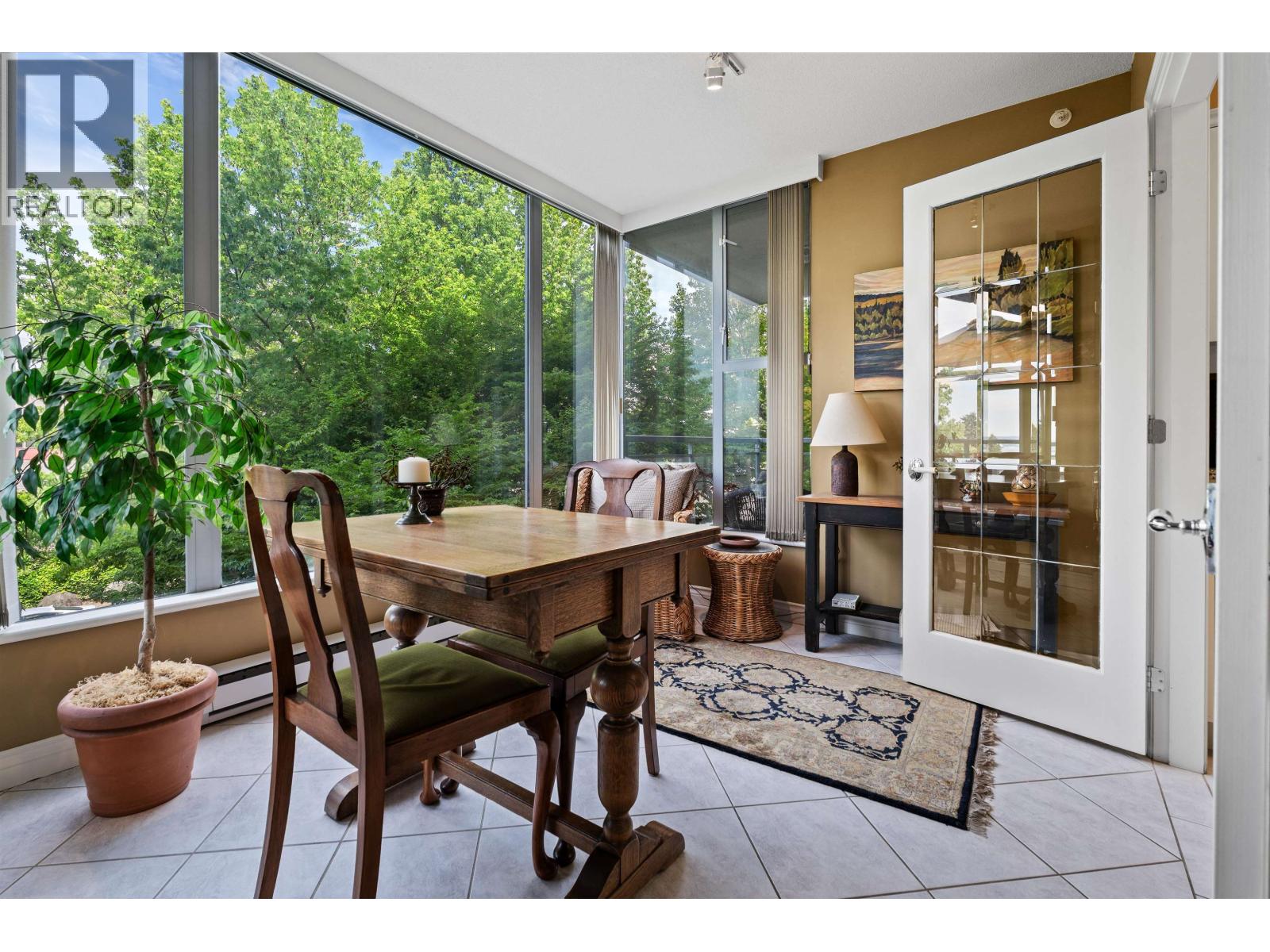 302 588 16th Street, West Vancouver, British Columbia  V7V 3R7 - Photo 20 - R3141233