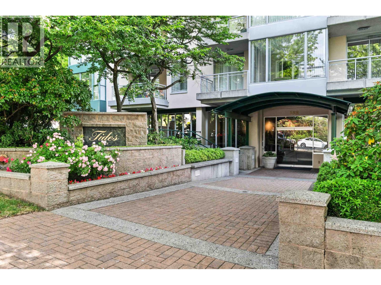 302 588 16th Street, West Vancouver, British Columbia  V7V 3R7 - Photo 31 - R3141233