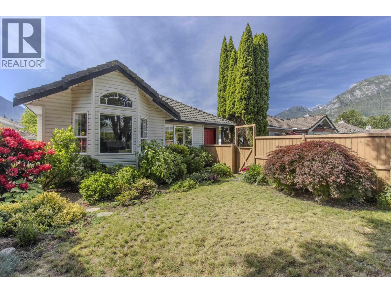 1830 WILLOW CRESCENT, Squamish, British Columbia