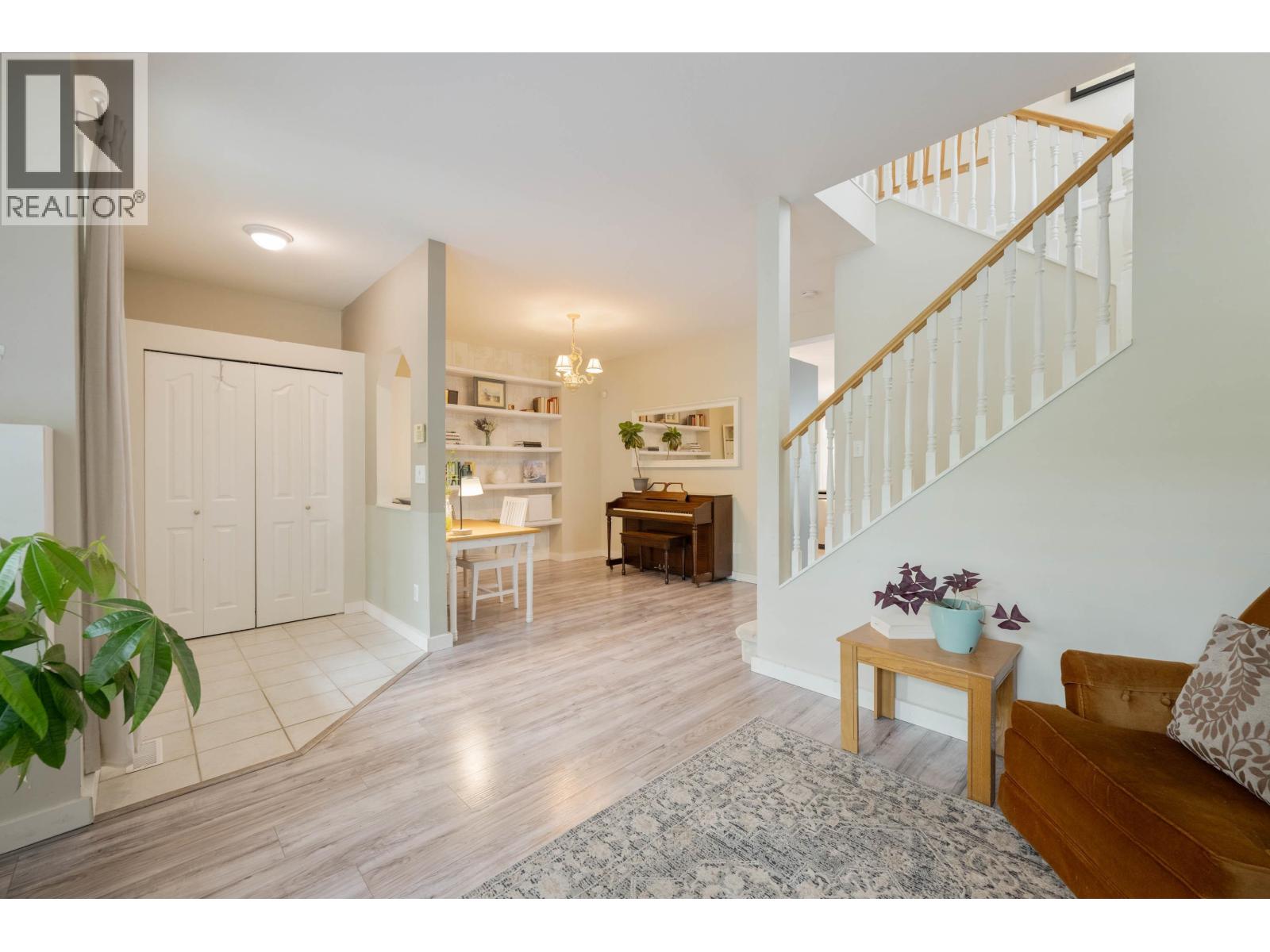 24383 101a Avenue, Maple Ridge, British Columbia V2W 1W6 - Photo 6 - R3141282