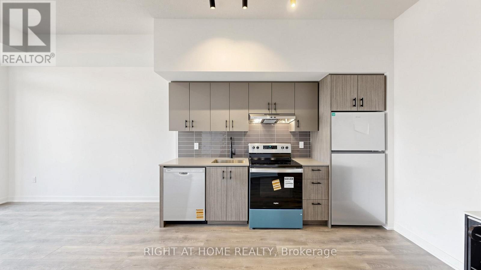 312 - 4878 Powers Common, Burlington, Ontario  L7M 2B4 - Photo 19 - W13484718