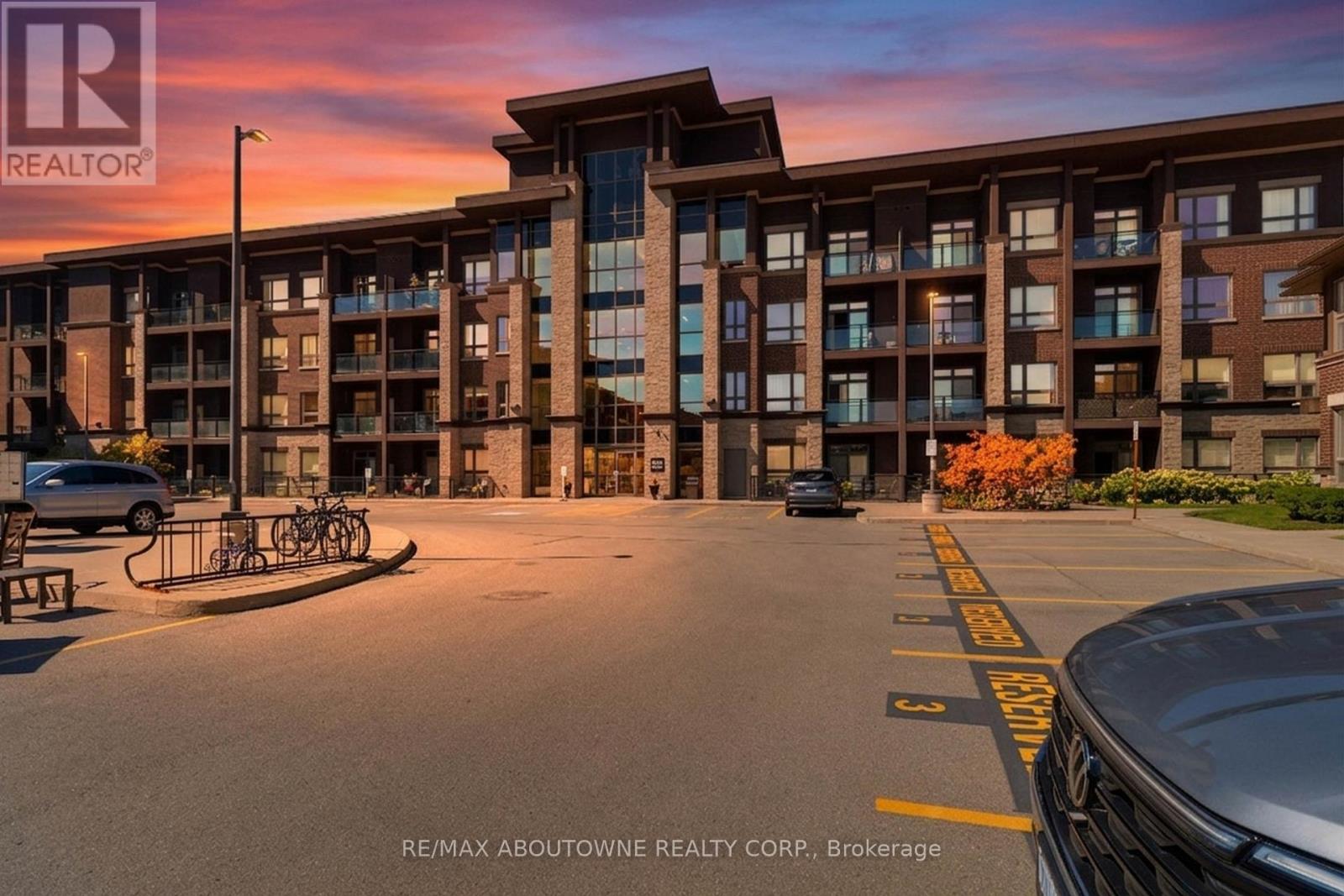 408 - 5020 CORPORATE DRIVE, Burlington, Ontario