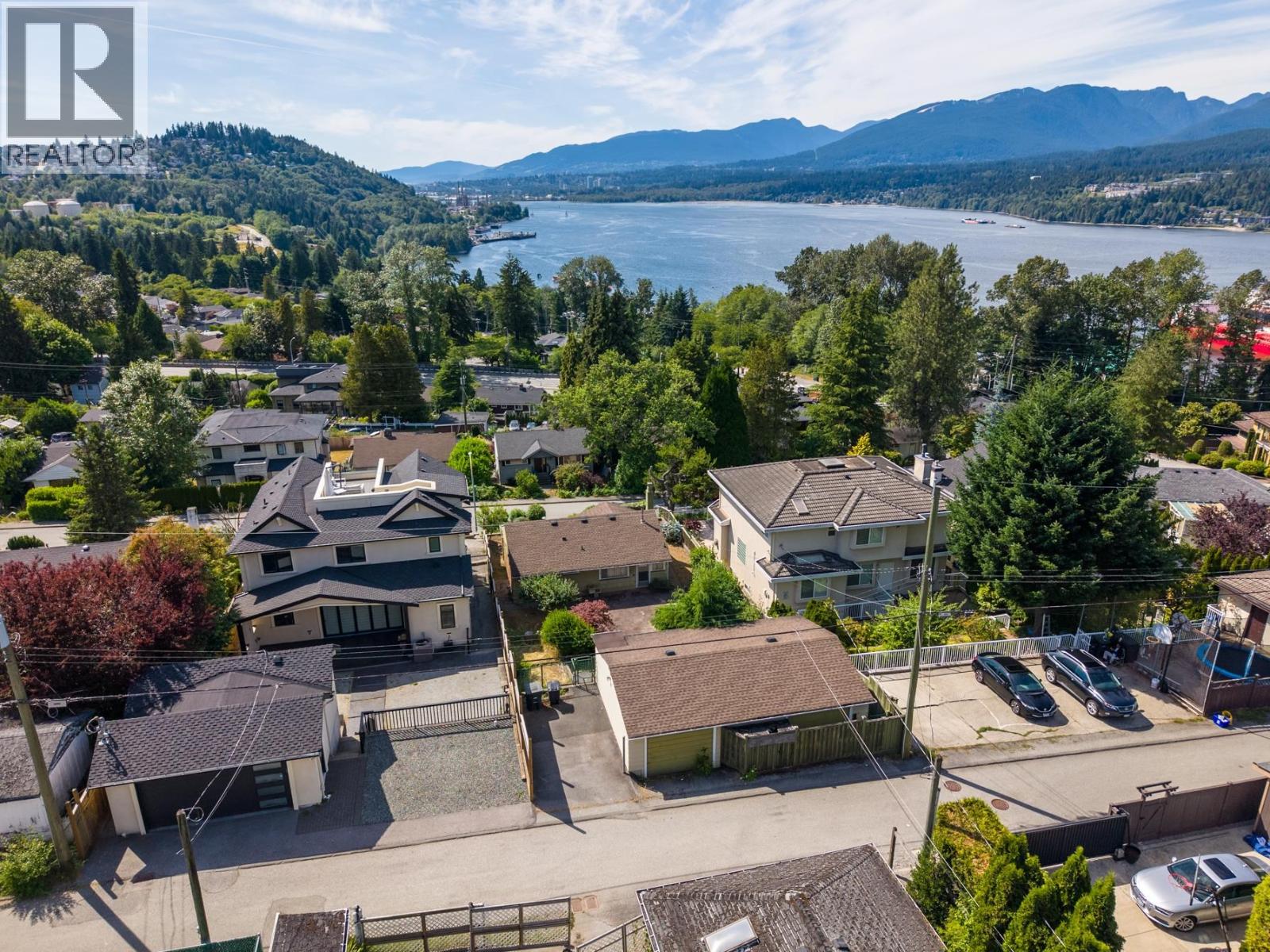 7280 Barnet Road, Burnaby, British Columbia  V5A 1E2 - Photo 8 - R3140669