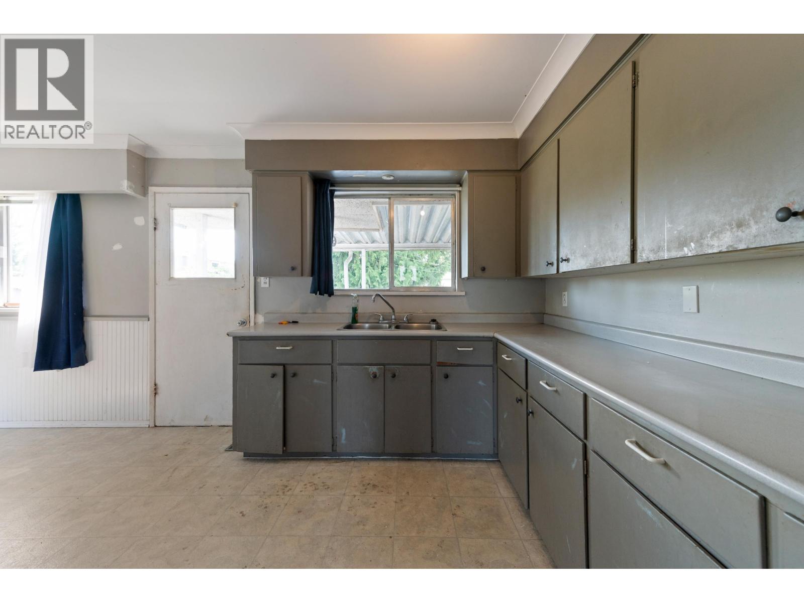 3425 Flint Street, Port Coquitlam, British Columbia  V3B 4J4 - Photo 4 - R3141091
