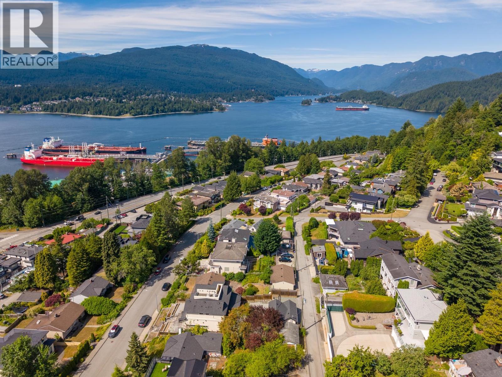 7280 Barnet Road, Burnaby, British Columbia  V5A 1E2 - Photo 9 - R3140669