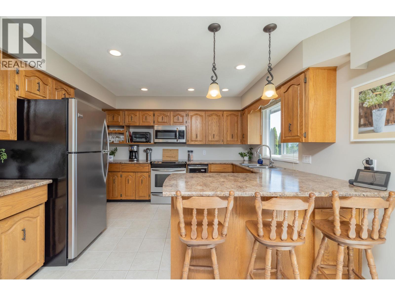 455 Alouette Drive, Coquitlam, British Columbia  V3C 4Y7 - Photo 8 - R3140538
