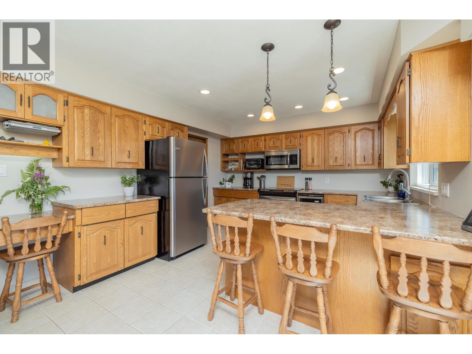 455 Alouette Drive, Coquitlam, British Columbia  V3C 4Y7 - Photo 9 - R3140538
