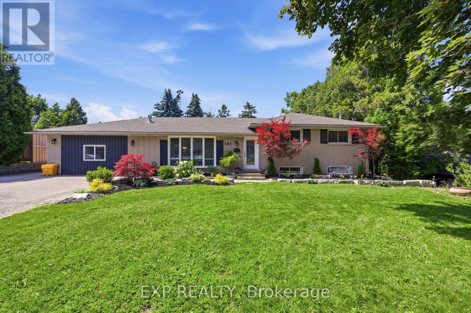 282 HARMONY ROAD, Hamilton, Ontario