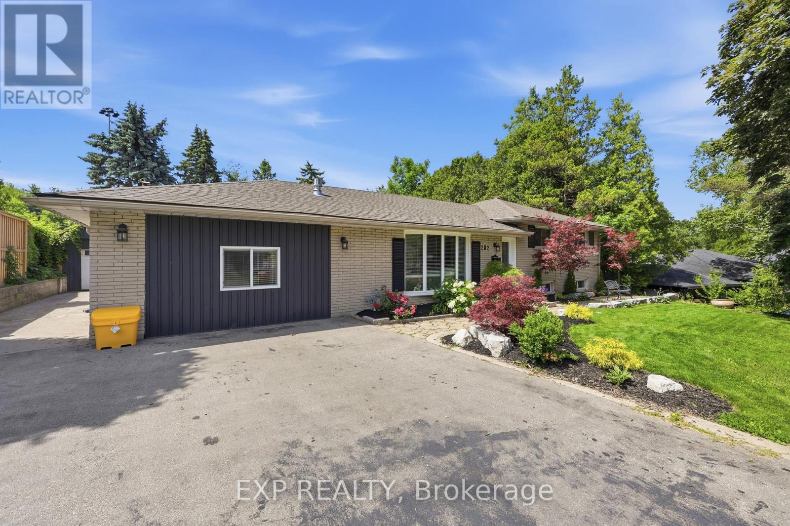 282 Harmony Road, Hamilton, Ontario  L9G 2T2 - Photo 5 - X13505808