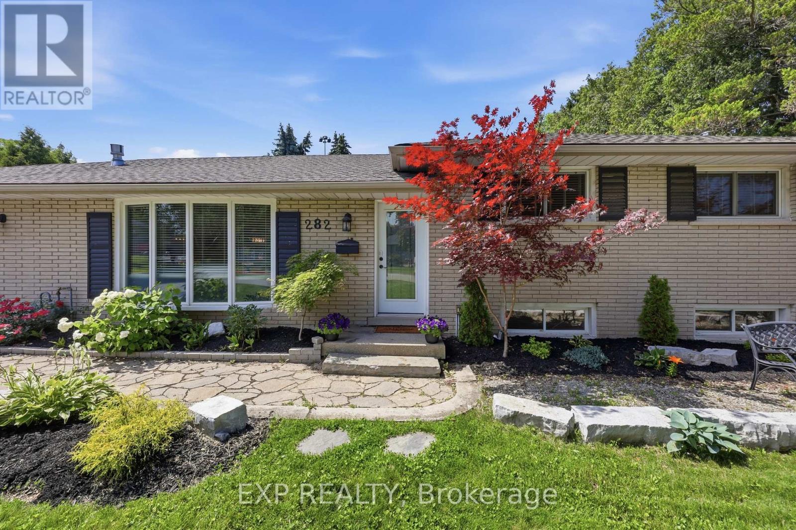 282 Harmony Road, Hamilton, Ontario  L9G 2T2 - Photo 6 - X13505808