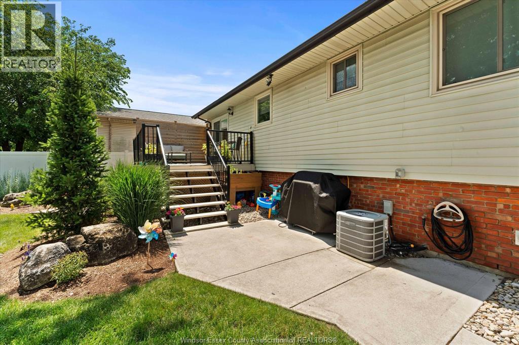 405 State Street, Lasalle, Ontario  N9J 3G1 - Photo 32 - 26005502