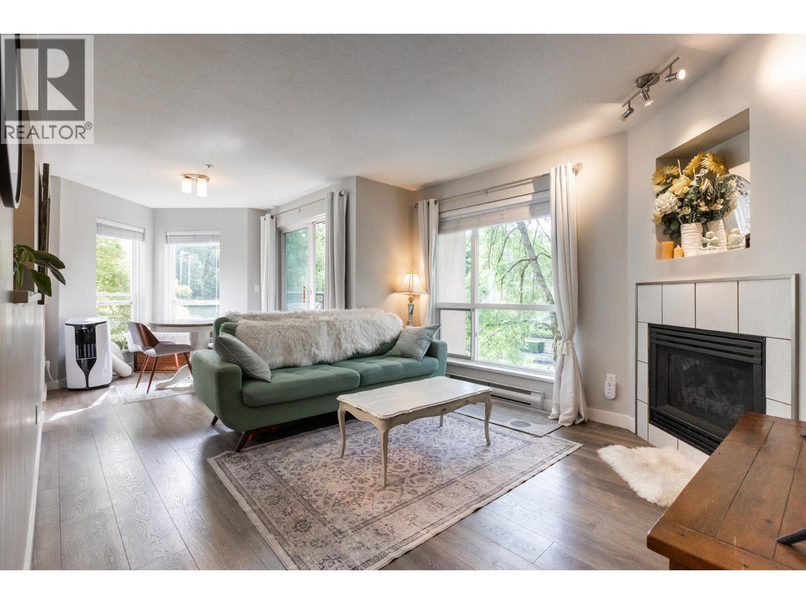 209 2437 WELCHER AVENUE, Port Coquitlam, British Columbia