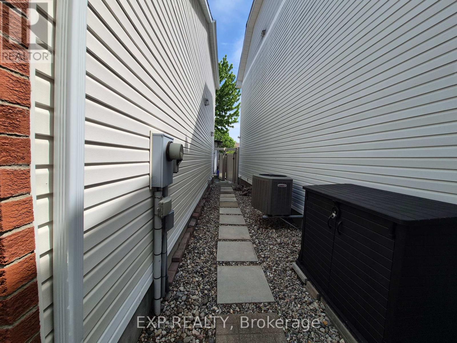 192 Windhurst Drive, Ottawa, Ontario  K2G 6J4 - Photo 10 - X13505988