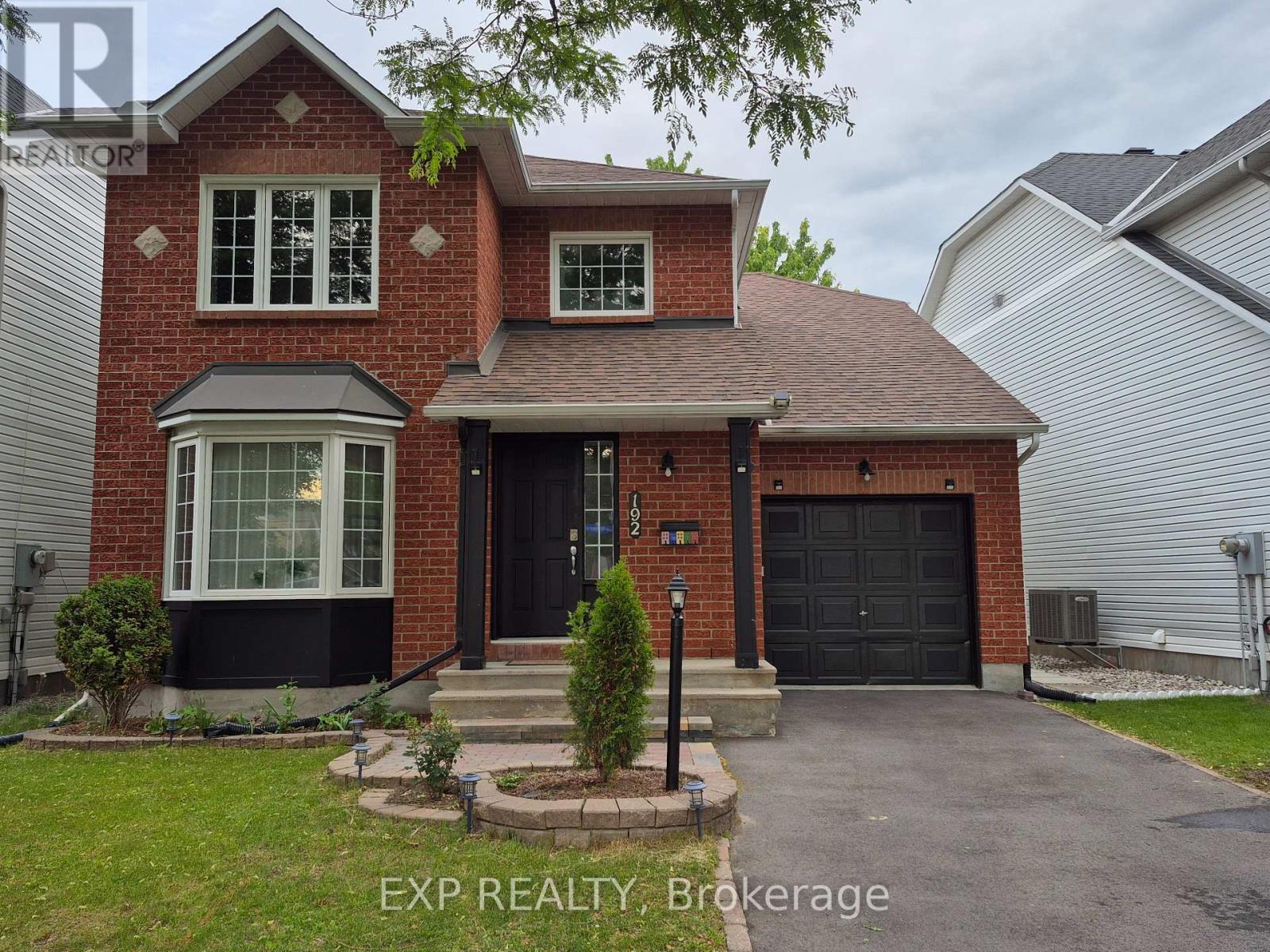 192 Windhurst Drive, Ottawa, Ontario  K2G 6J4 - Photo 2 - X13505988