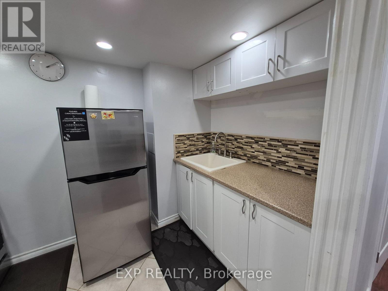 192 Windhurst Drive, Ottawa, Ontario  K2G 6J4 - Photo 6 - X13505988