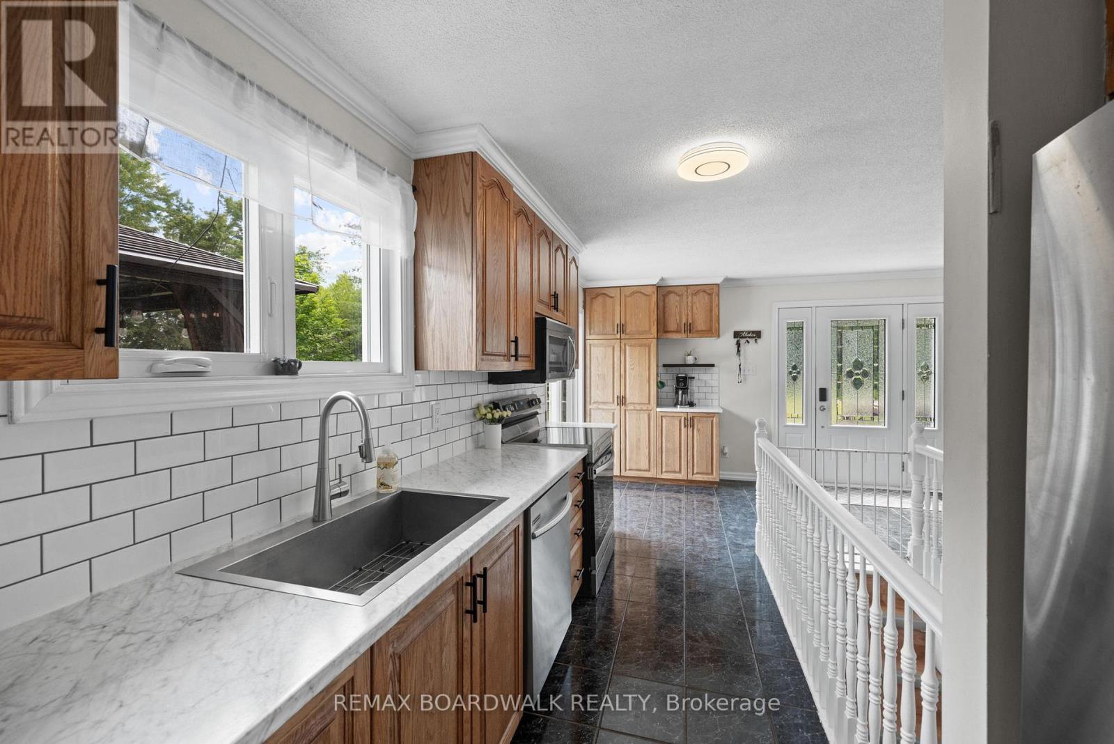 1823 Du Lac Chase, Clarence-Rockland, Ontario  K0A 3N0 - Photo 6 - X13506038