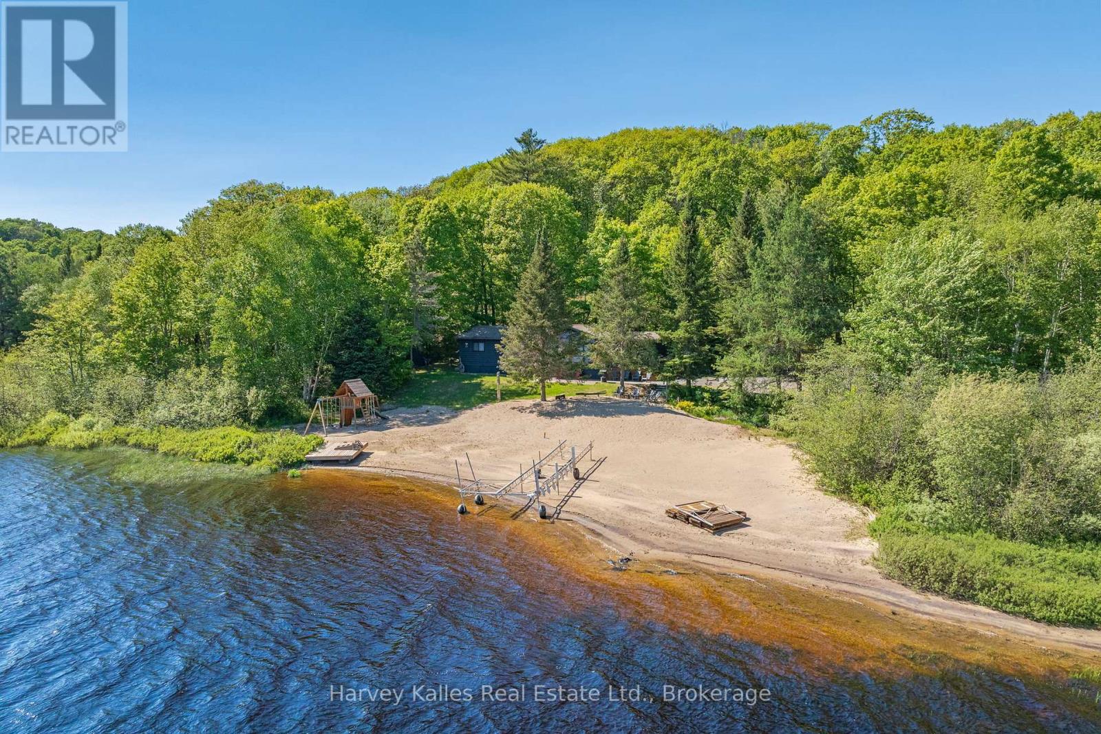 257 North Deer Lake Road, Huntsville, Ontario  P0B 1L0 - Photo 2 - X13129638
