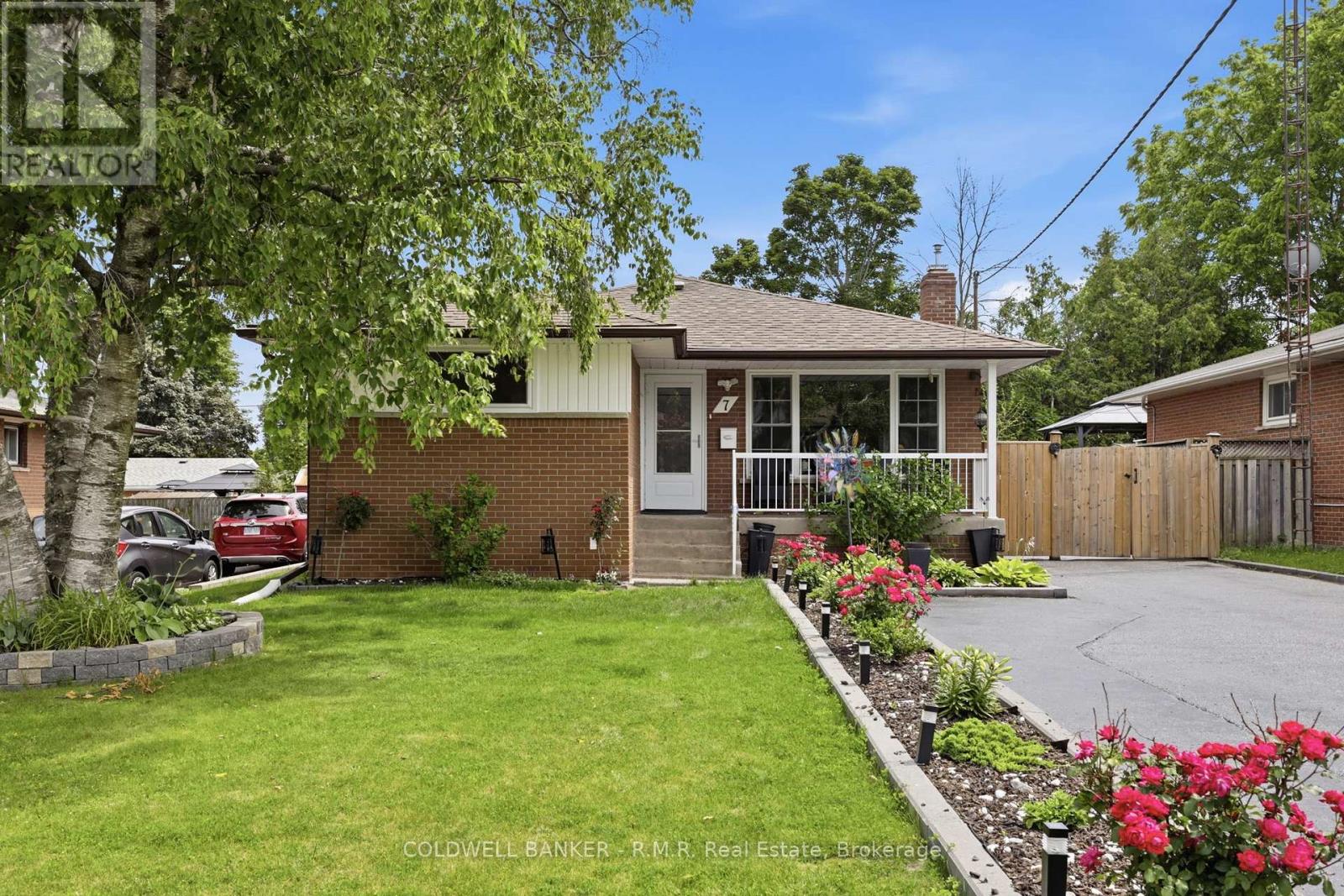 7 SUMMERFIELD COURT, Clarington, Ontario