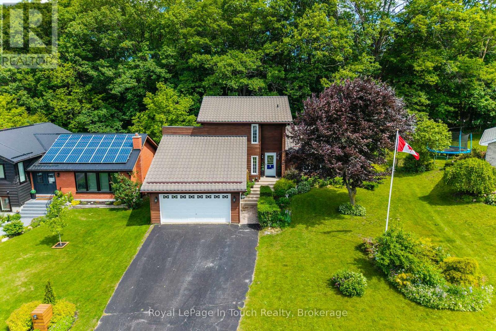 13 Hallen Drive, Penetanguishene, Ontario  L9M 1G2 - Photo 3 - S13505886