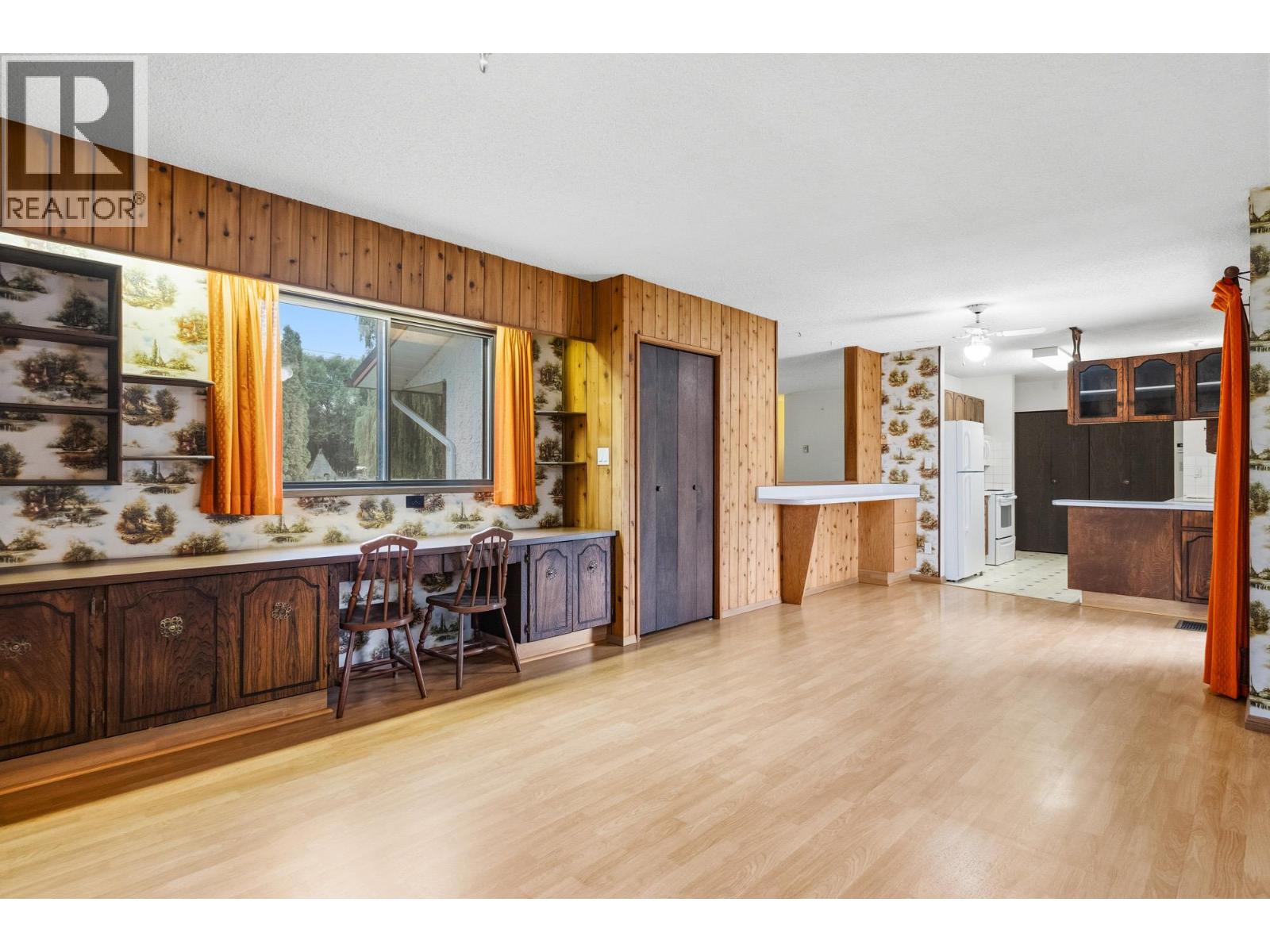 1988 Heimlich Road, Kelowna, British Columbia  V1W 4A8 - Photo 12 - 10391636