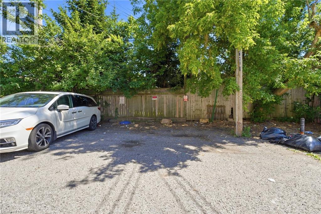 1479 W Eglinton Avenue W, York, Ontario  M6E 2G6 - Photo 22 - 40842675