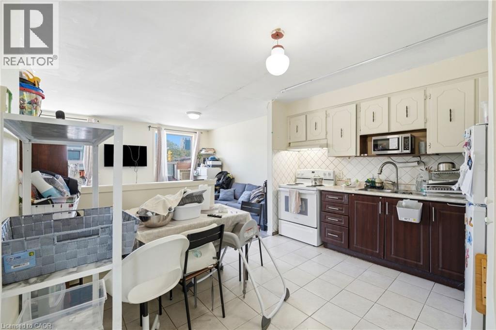 1479 W Eglinton Avenue W, York, Ontario  M6E 2G6 - Photo 9 - 40842675