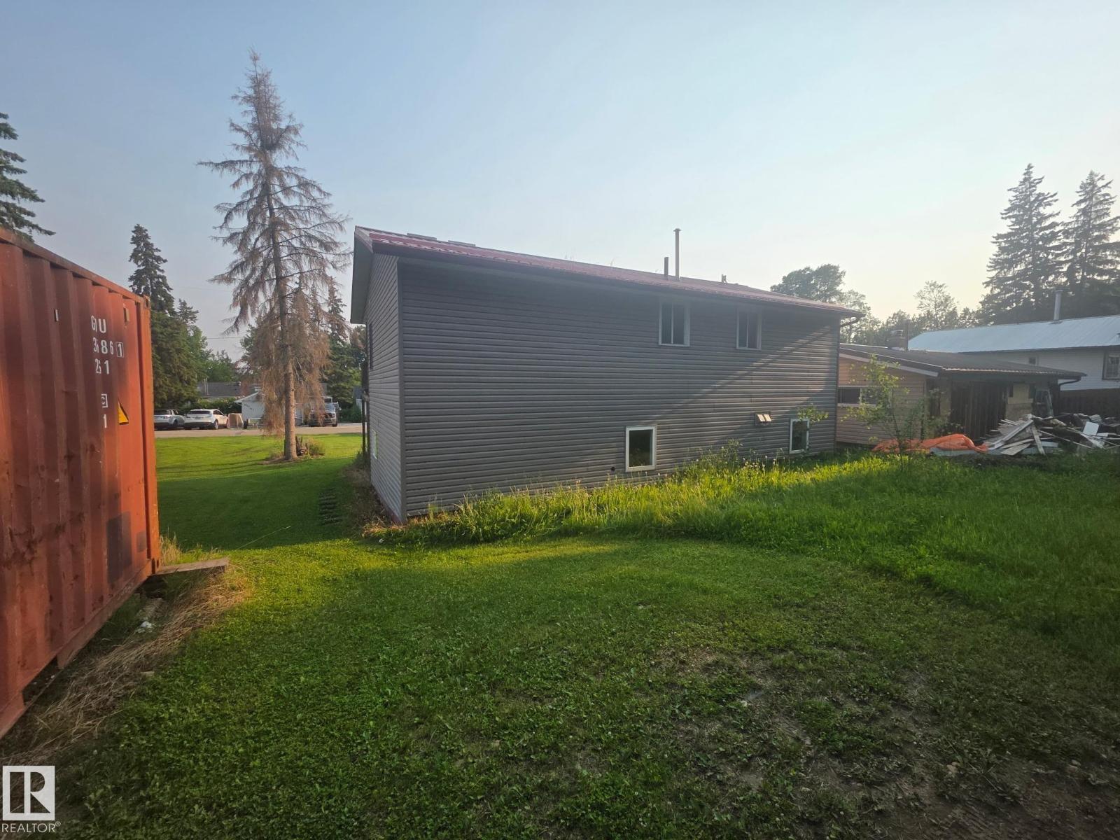 9914 101 Av, Rural Lac Ste. Anne County, Alberta  T0E 0L0 - Photo 3 - E4496391